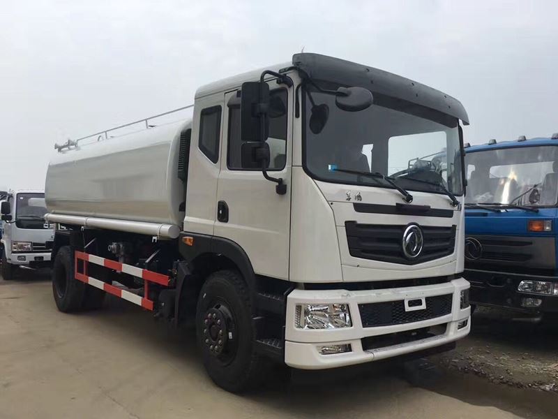 12����12�����|�L(f��ng)T5�G����ˮ܇�DƬ