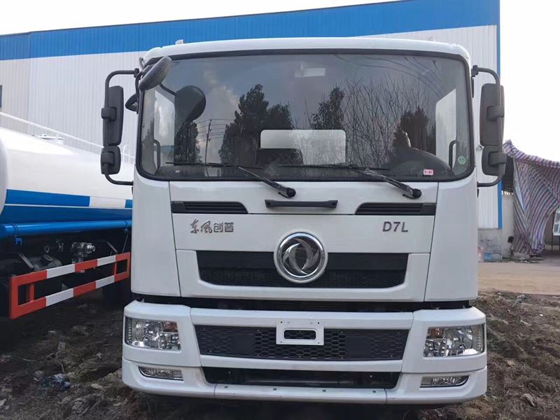 12噸(12方)東風創普D7L綠化灑水車圖片 12噸(12方)東風創普D7L綠化灑水車圖片