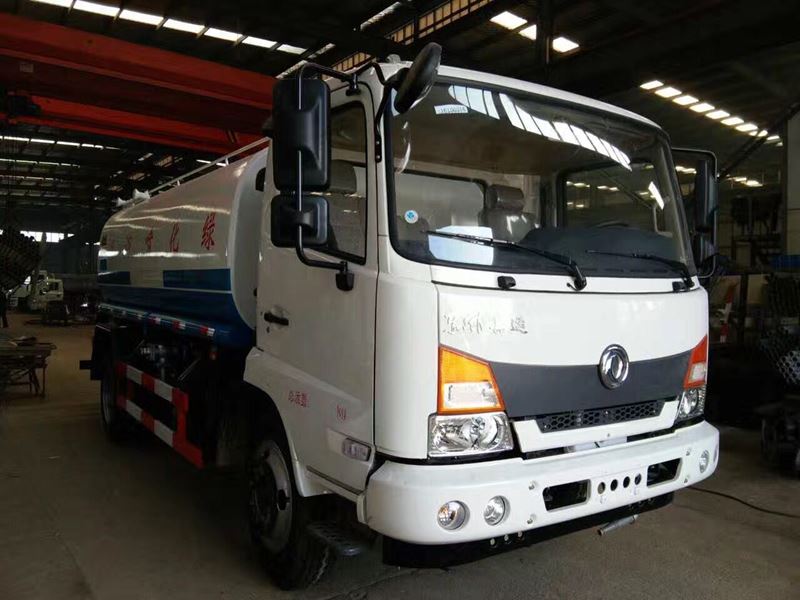 10噸灑水車轉讓_二手灑水車交易市場_10噸(10方)東風嘉運綠化灑水車價格3