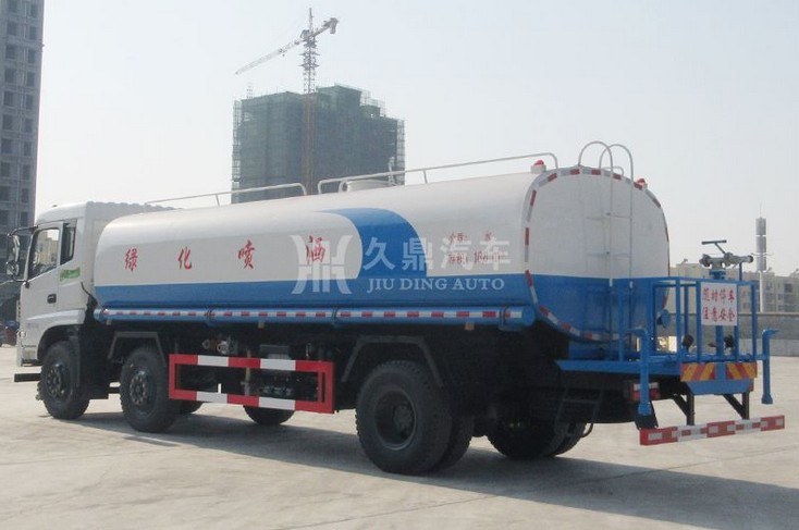 20噸東風(fēng)特商小三軸工程灑水車(chē)圖片 20噸東風(fēng)特商小三軸工程灑水車(chē)圖片