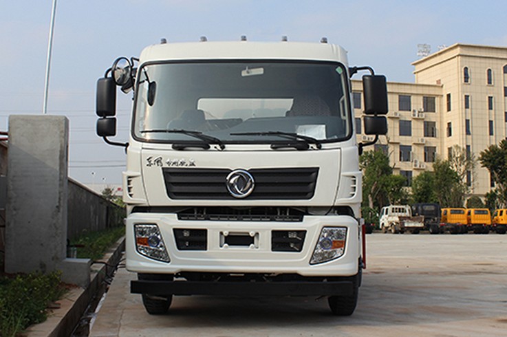 12噸(12方)東風專用底盤工程灑水車圖片 12噸(12方)東風專用底盤工程灑水車圖片