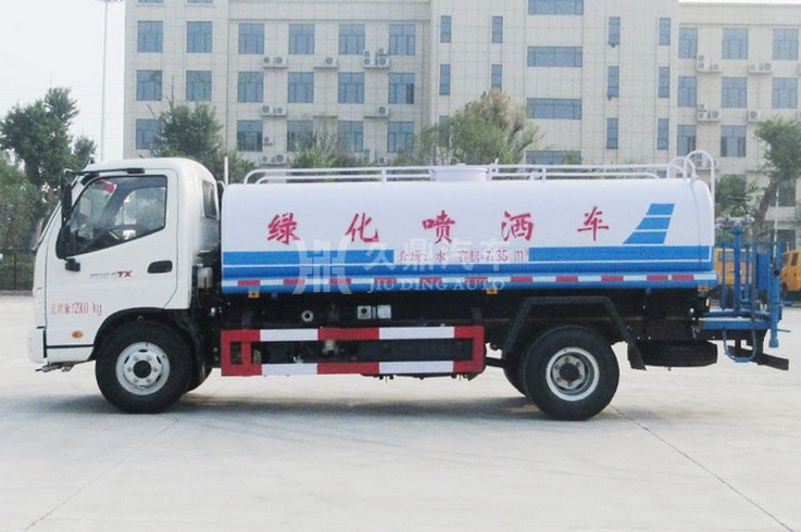 8������W⏞�ˮ܇�DƬ