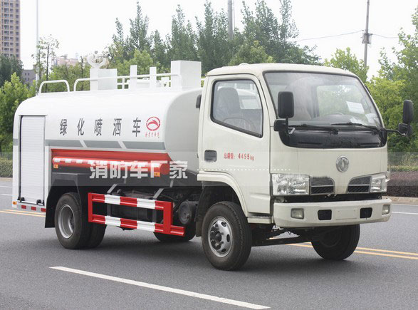 消防灑水車射程_4噸東風多利卡消防灑水車價格2