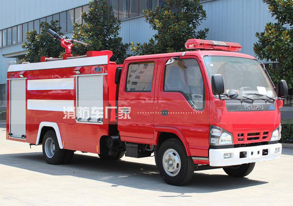 4噸五十鈴600P泡沫消防車價格2