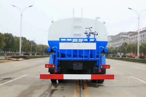 15噸灑水車租賃報(bào)價(jià)表_東風(fēng)專底15噸綠化灑水車廠家價(jià)格4