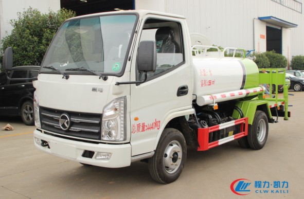 �P�R�{��3����ˮ܇����DƬ