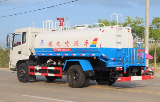 東風專底消防灑水車高清圖片 東風專底消防灑水車高清圖片