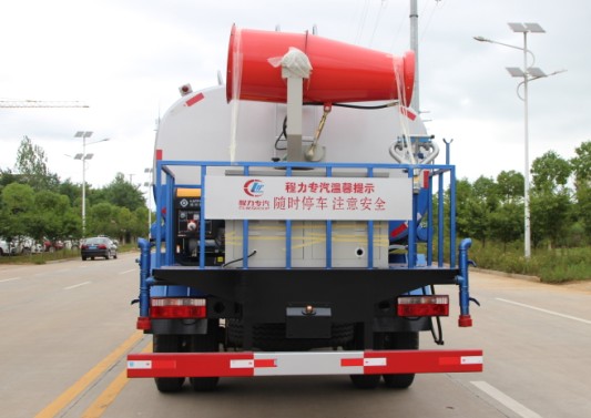 �|�L������D9��ˮ܇���F�ڣ��A�ޣ�����DƬ