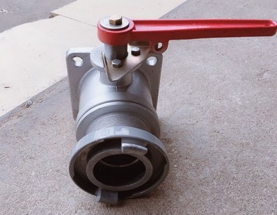 ������˨�ӿڵĞ�ˮ܇���y_��ˮ܇���3