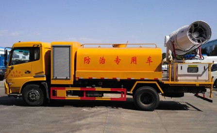 多功能灑水車參數(shù)_12方東風(fēng)天錦農(nóng)藥噴灑車廠家價(jià)格4