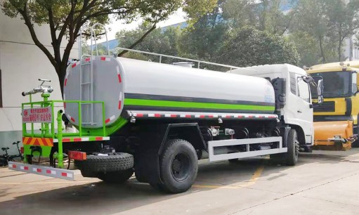 12���|�L���\����ѩ�Lˢ��ˮ܇�DƬ