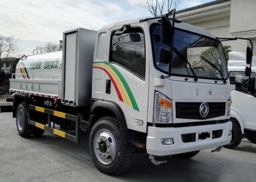 小型灑水車價格及圖片大全_東風純電動小型灑水車4