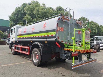 湖北新中綠灑水車 湖北新中綠灑水車