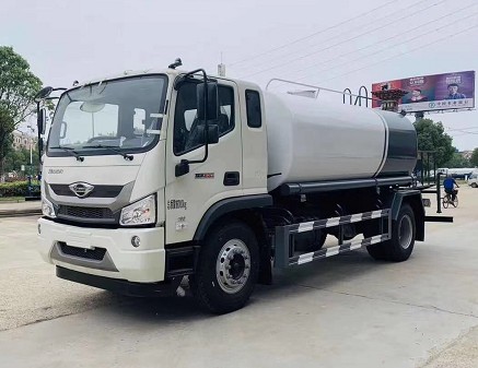 12方灑水車圖片_國六12方福田瑞沃ES3綠化灑水車廠家價格2