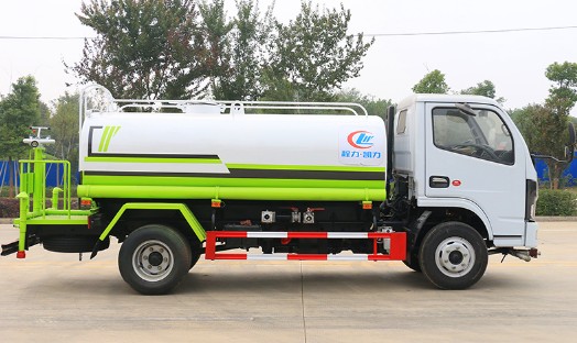 ����5���|�LС���𿨞�ˮ܇�DƬ