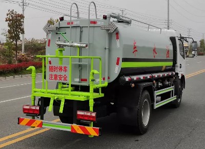 ����8����ˮ܇(ch��)�DƬ