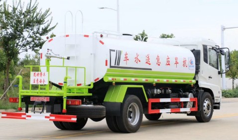 �����|�L(f��ng)���\��ˮ܇�DƬ