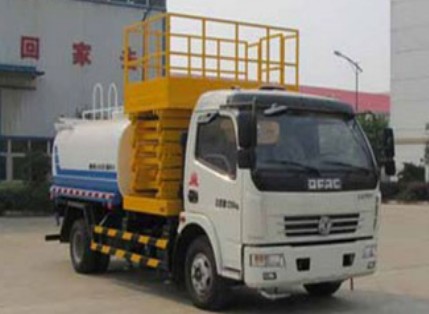 多功能灑水車(chē)圖片 多功能灑水車(chē)圖片