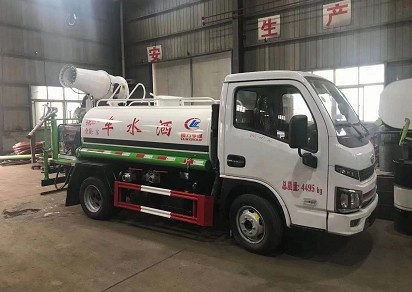 �����{��2.5���S�M���\S80��ˮ܇�DƬ