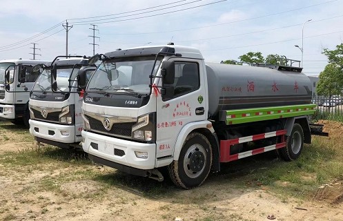 12�_���և����|�L(f��ng)����10����ˮ܇�DƬ