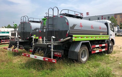 12�_���և����|�L(f��ng)����10����ˮ܇�DƬ