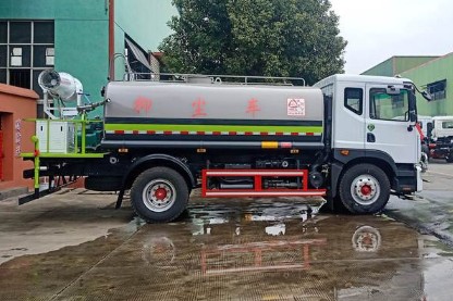 國六東風多利卡(D9)14方灑水車 國六東風多利卡(D9)14方灑水車