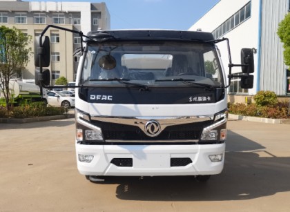 ��(gu��)���|�L(f��ng)������Ȼ�➢ˮ܇(ch��)�෽λ�DƬ