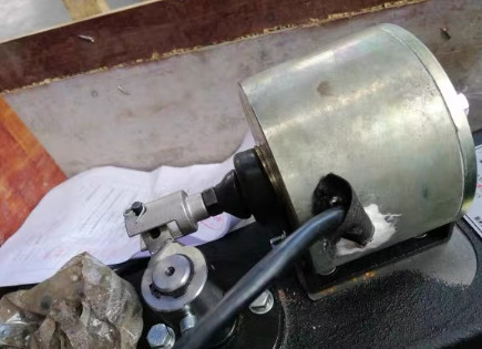 �P(y��ng)��ͨ�l(f��)ȡ����늴��F|늴��y