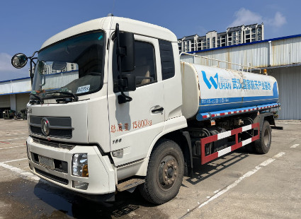 二手國(guó)五東風(fēng)天錦灑水車(chē) 二手國(guó)五東風(fēng)天錦灑水車(chē)