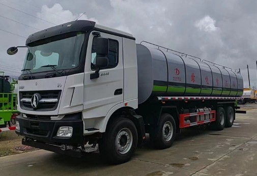 �����ؿ�ǰ�ĺ��32����ˮ܇