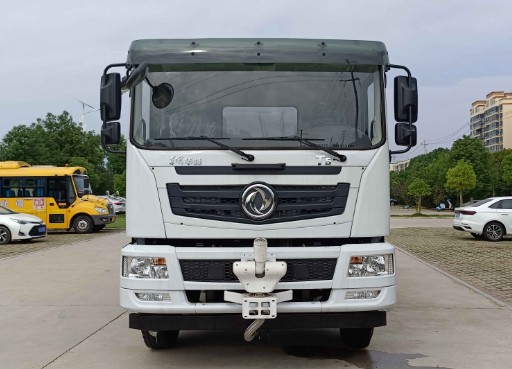 東風(fēng)華神T5前四后八27方灑水車_東風(fēng)27方灑水車3