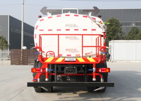 15方東風(fēng)華神DV5純電動灑水車_帝王環(huán)衛(wèi)牌HDW5180GPSEQBEV型純電動綠化噴灑車 15方東風(fēng)華神DV5純電動灑水車_帝王環(huán)衛(wèi)牌HDW5180GPSEQBEV型純電動綠化噴灑車