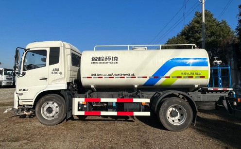 二手東風(fēng)天錦13方灑水車(chē)_二手中聯(lián)重科13方灑水車(chē)3