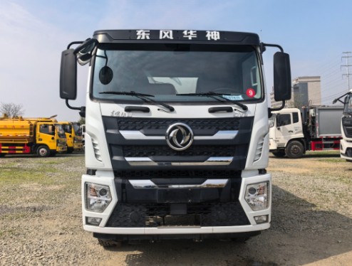 二手東風華神13方灑水車_二手徐工13方灑水車2